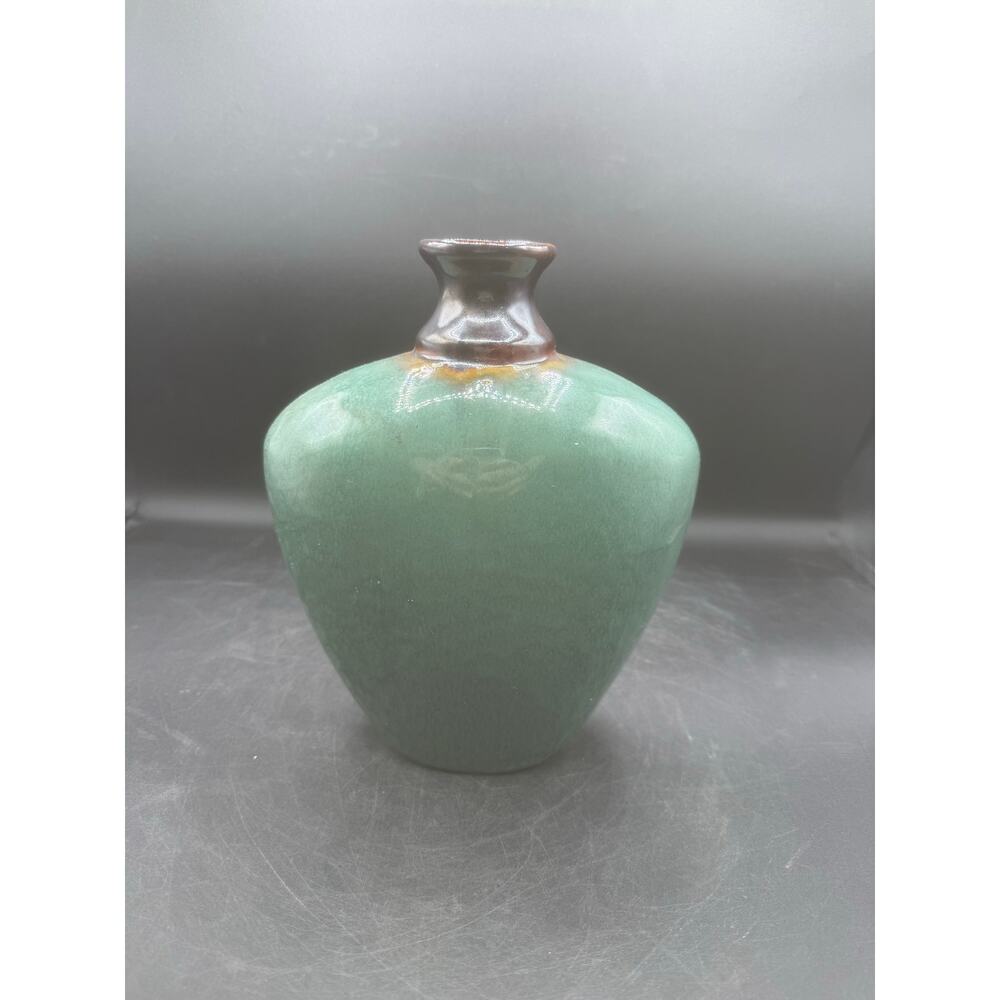 Ceramic Art Pottery Vase - Pale Green